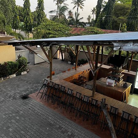 K27 Premier Backpackers Vandrerhjem Dar-es-Salaam Eksteriør bilde