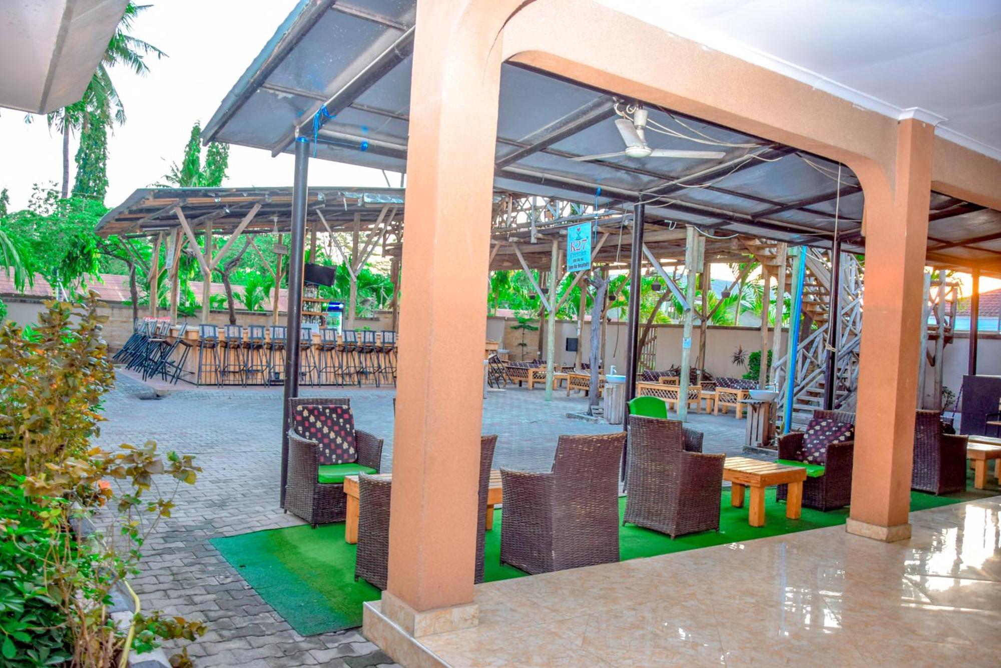 K27 Premier Backpackers Vandrerhjem Dar-es-Salaam Eksteriør bilde