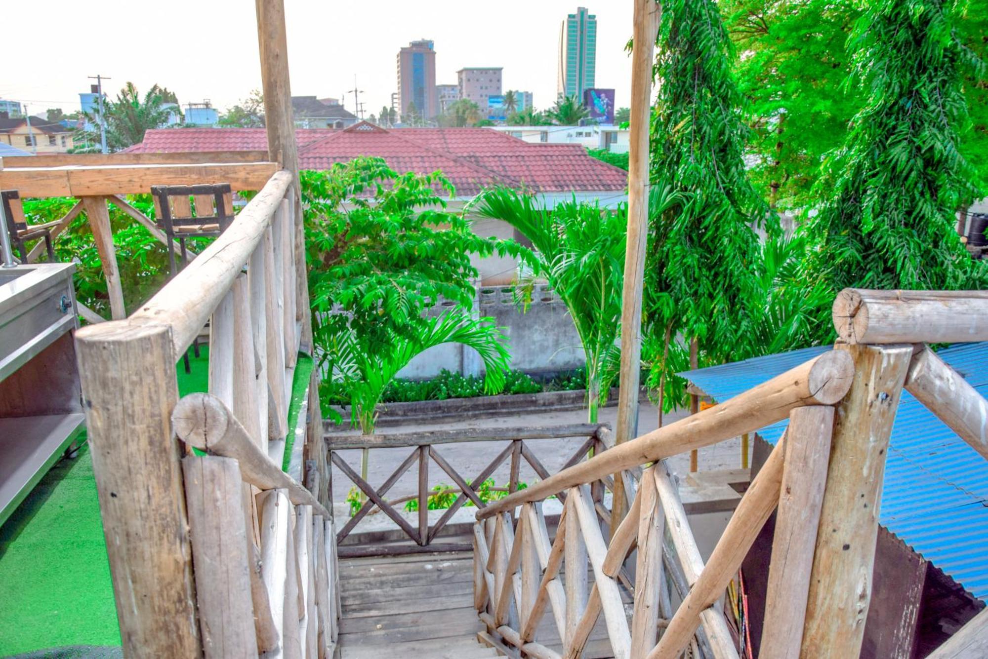 K27 Premier Backpackers Vandrerhjem Dar-es-Salaam Eksteriør bilde